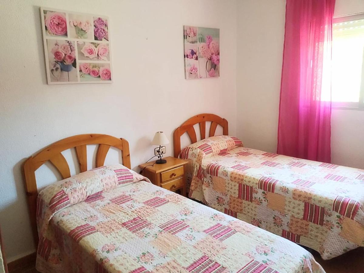 Casa Rural El Laurel Con Piscina Privada โกนิล เด ลาฟรอนเตรา ภายนอก รูปภาพ